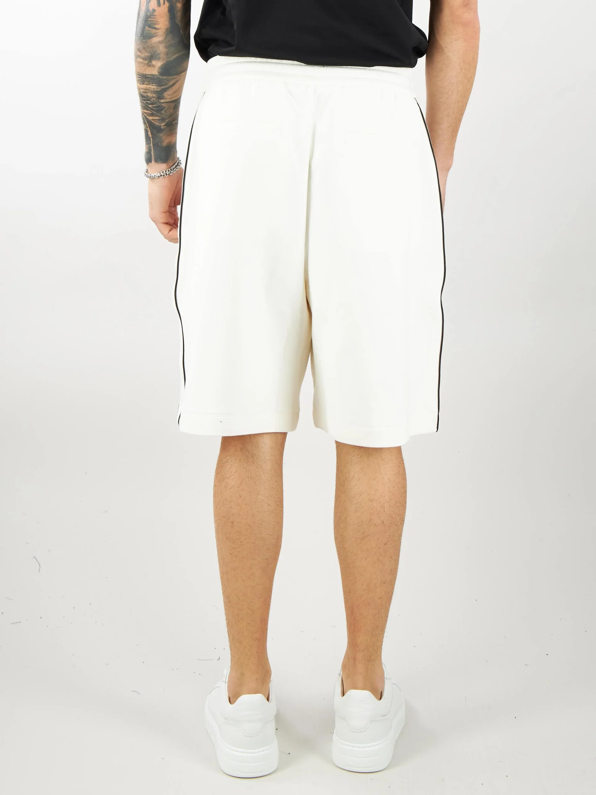 Bermuda in double jersey con coulisse e tape logato Emporio Armani - immagine 3