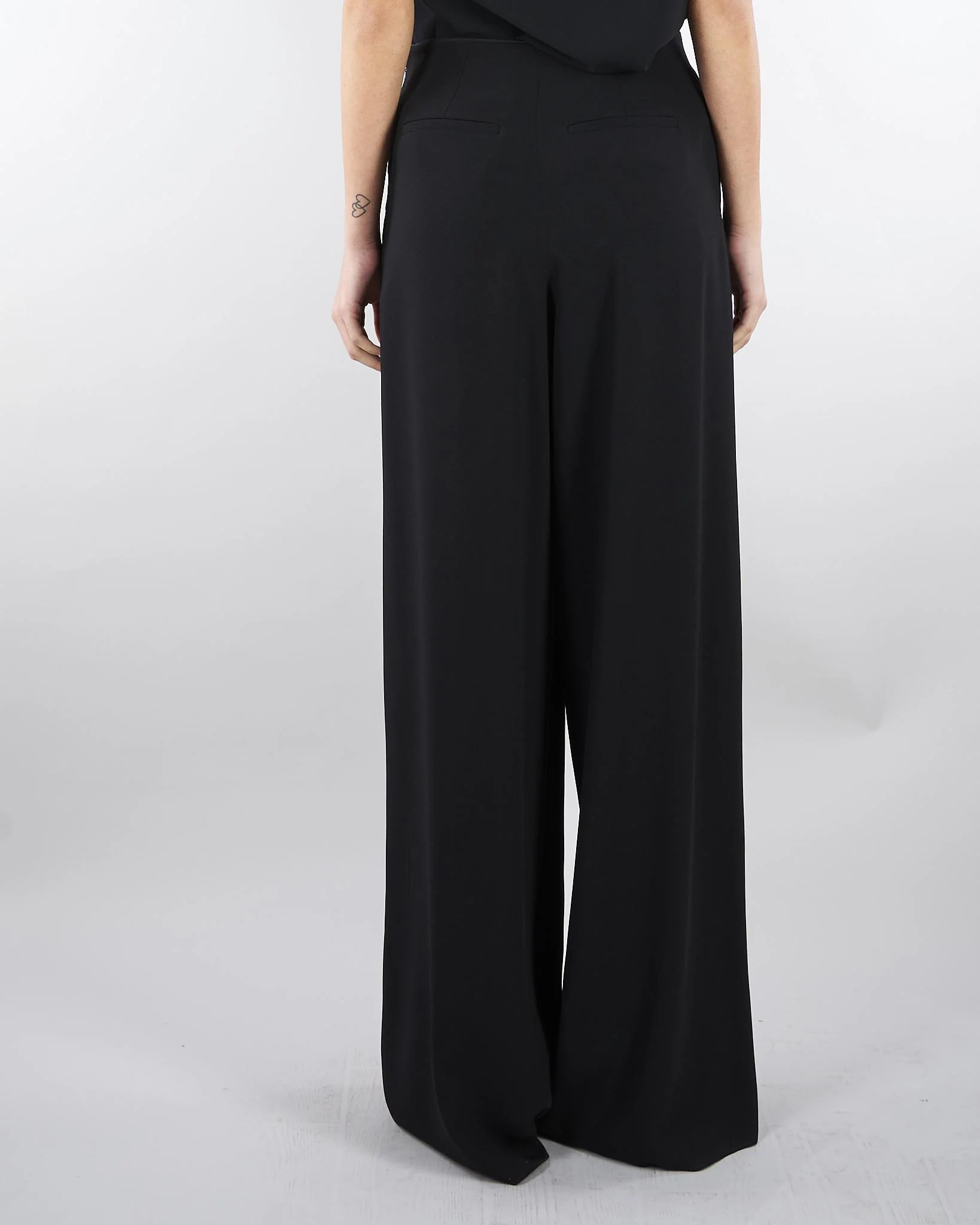 Pantaloen Nero ampio in envers satin - immagine 3